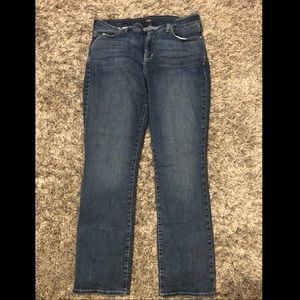 14S NYDJ Marilyn Straight jeans w/ liftxtuck tech